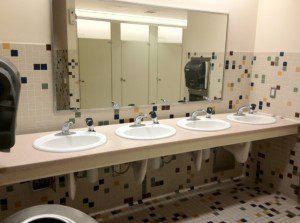 SO MUCH MIRROR. (& do you spy that offensive open top trash can?)