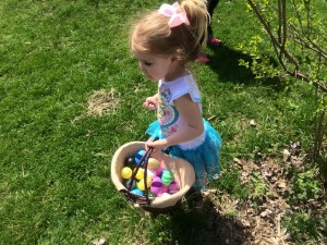 Kate_Easter_EggHunting_IMB