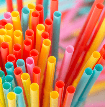 plastic straw