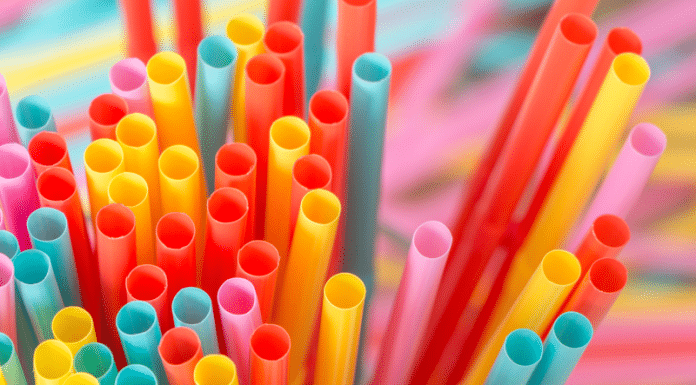 plastic straw