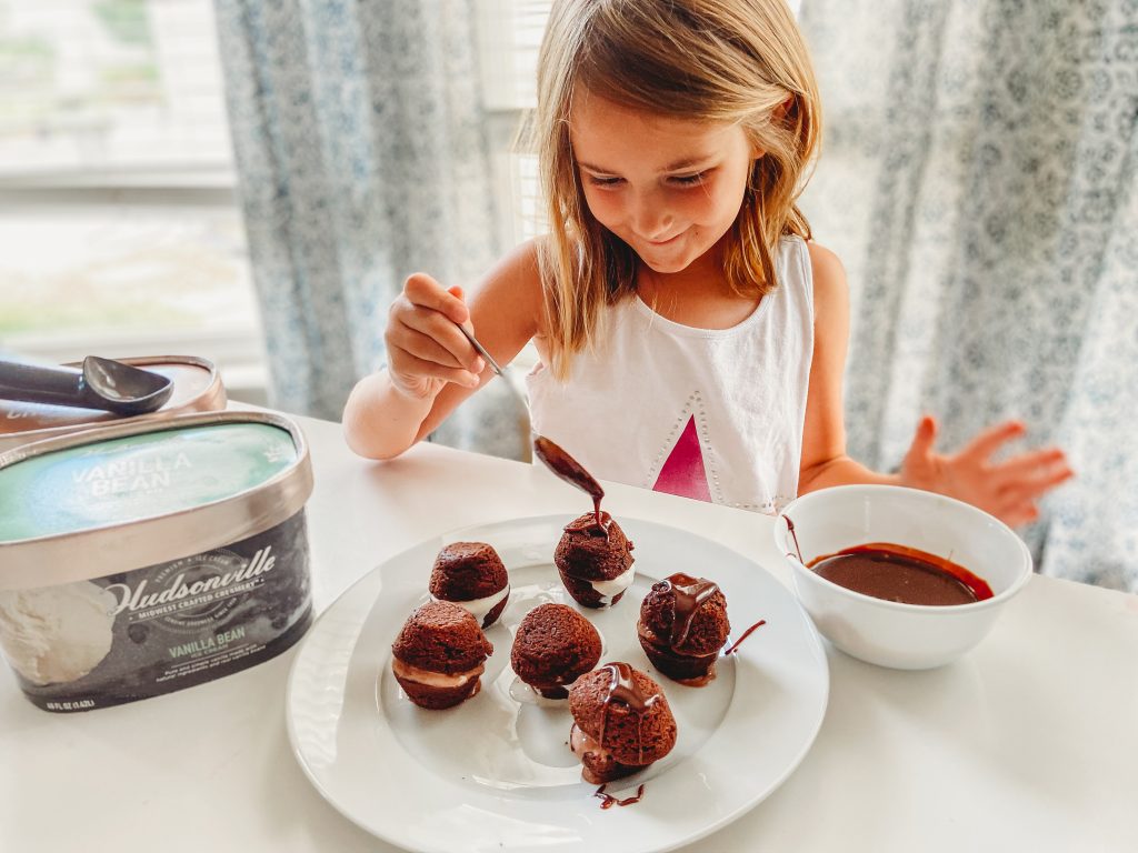 hot fudge sundae bites