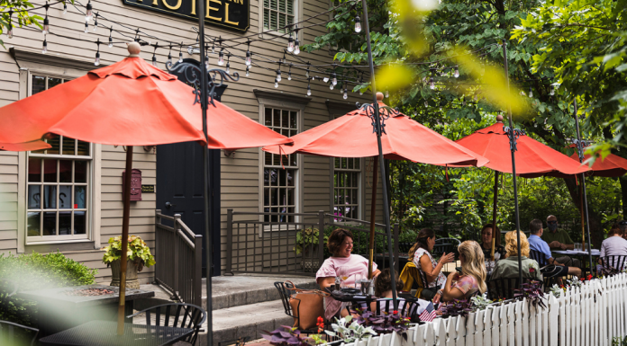 patio dining Indianapolis