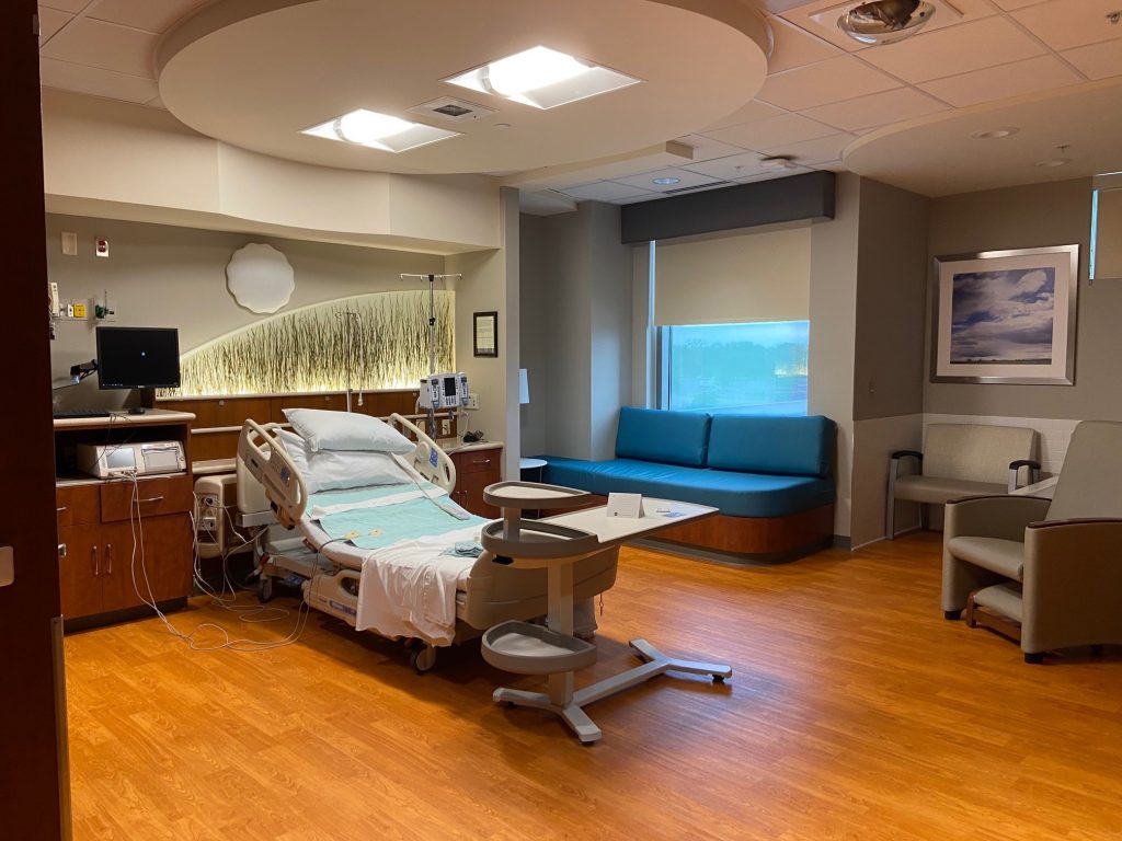 IU Health North Hospital: Comprehensive Maternity Services For Moms