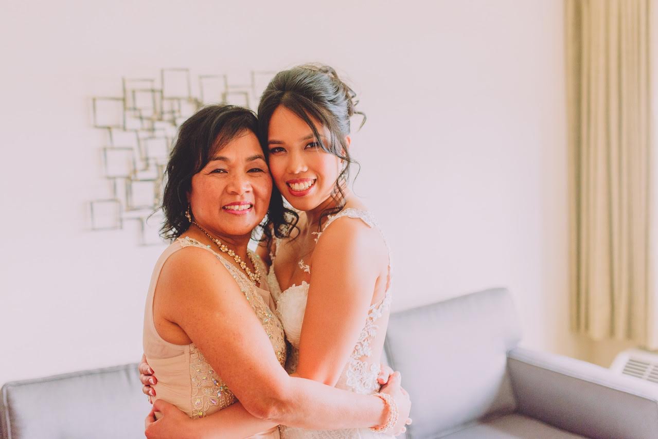 filipino mother and daughter