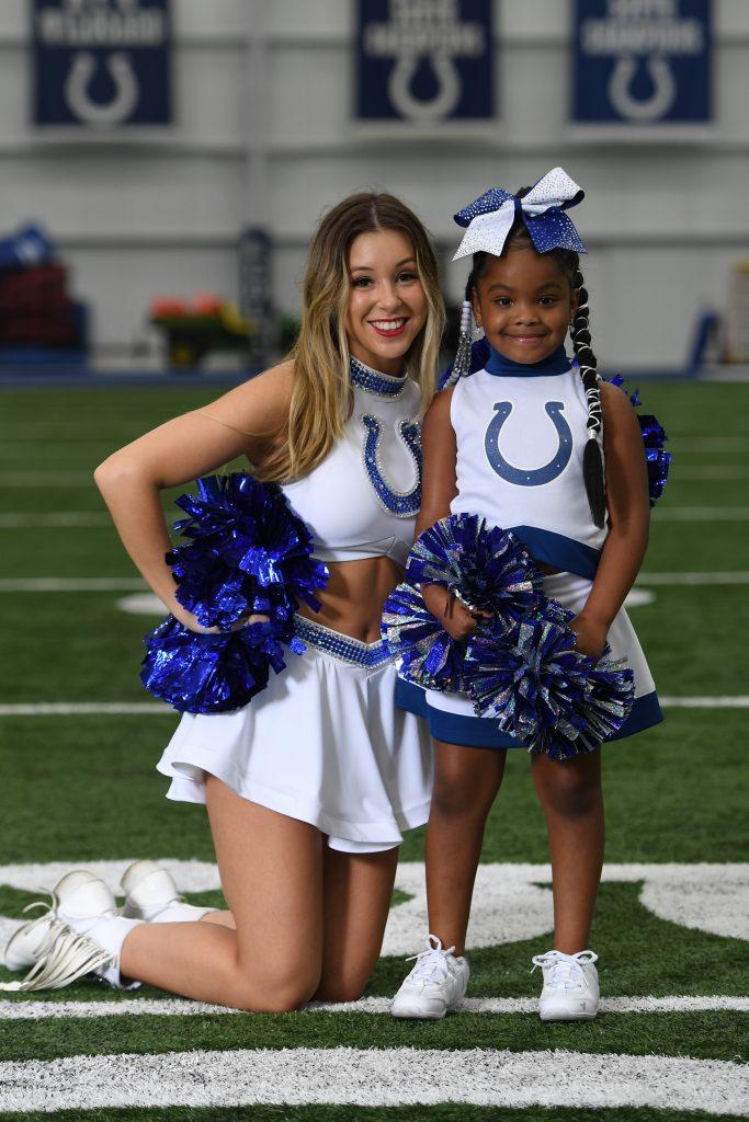 Indianapolis Colts junior cheerleaders shine in pregame performance