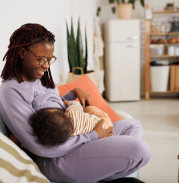 Plugged Ducts Don’t Exist – Debunking Tall Tales in Breastfeeding