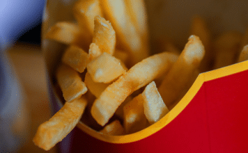 Car Picnic: Including a New Sibling