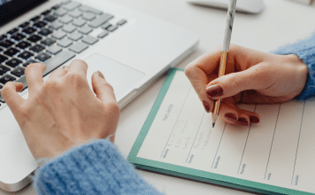 Long Live the Paper Planner